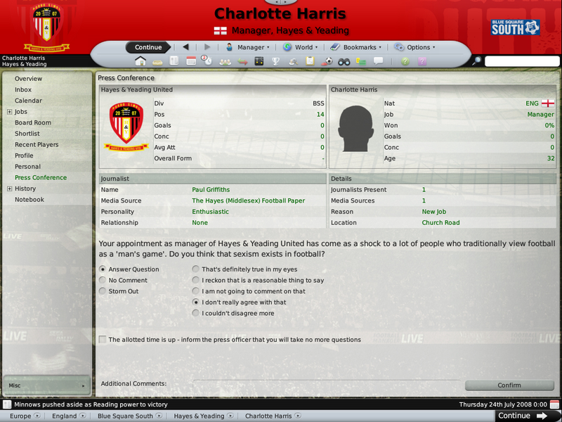 Illustration for article titled Football Manager 2009 PSP & Mac Screens